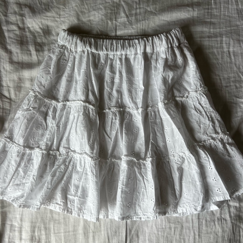 White Eyelet Flowy Mini Skirt.